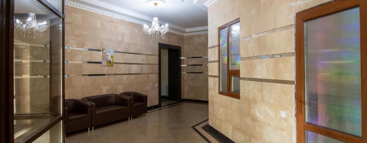 4-комнатная квартира, 230 м², 3/8 этаж, Мангилик Ел 27