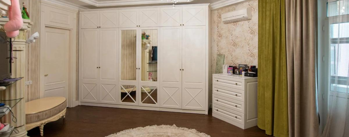 4-комнатная квартира, 230 м², 3/8 этаж, Мангилик Ел 27