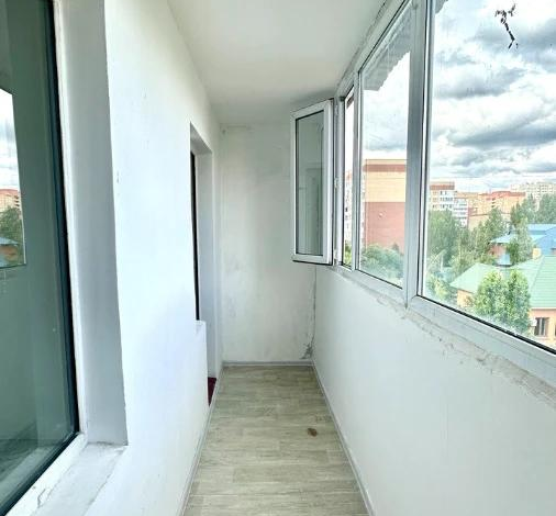 1-комнатная квартира, 36 м², 5/5 этаж, Абая 1/1