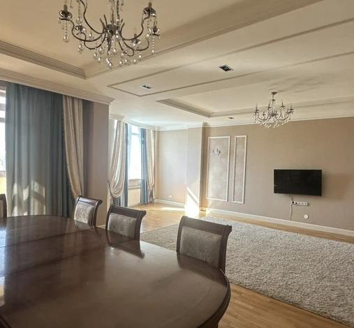 5-комнатная квартира, 192 м², 11/13 этаж, Туркестан 8