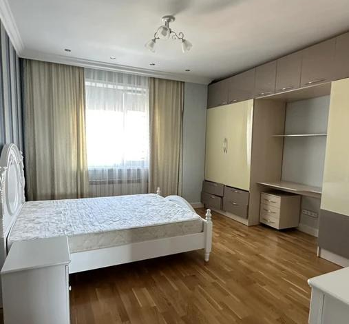 5-комнатная квартира, 192 м², 11/13 этаж, Туркестан 8