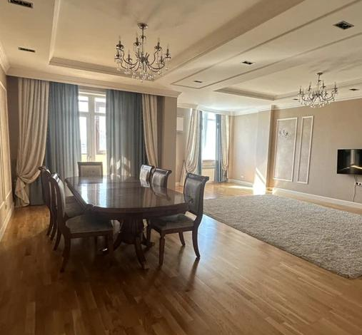 5-комнатная квартира, 192 м², 11/13 этаж, Туркестан 8