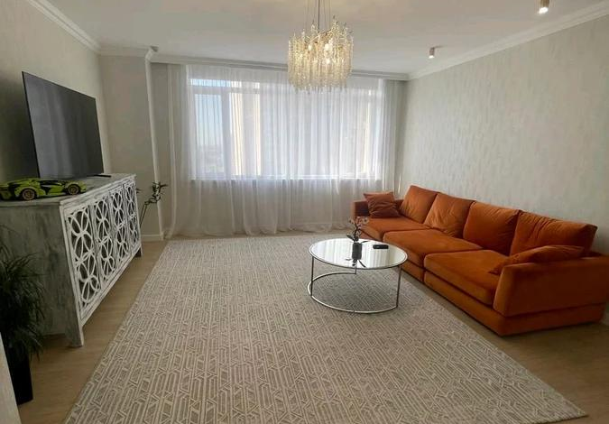 3-комнатная квартира · 100 м² · 6/7 этаж, Тыныбаева 6 — Бизнес класс, потолки 3м
