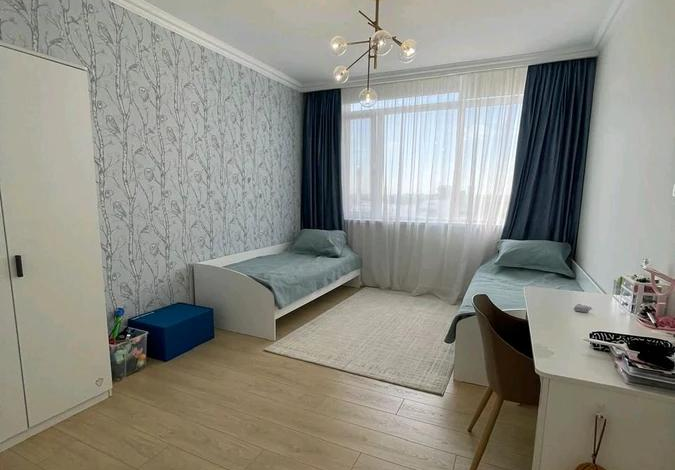 3-комнатная квартира · 100 м² · 6/7 этаж, Тыныбаева 6 — Бизнес класс, потолки 3м