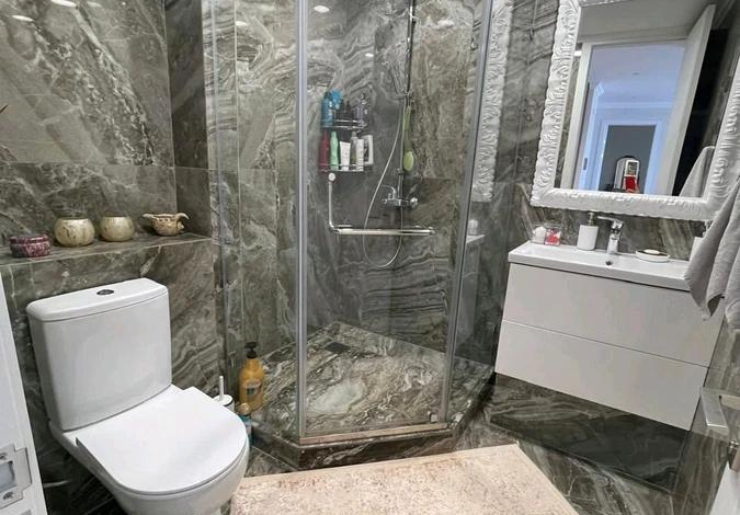 3-комнатная квартира · 100 м² · 6/7 этаж, Тыныбаева 6 — Бизнес класс, потолки 3м