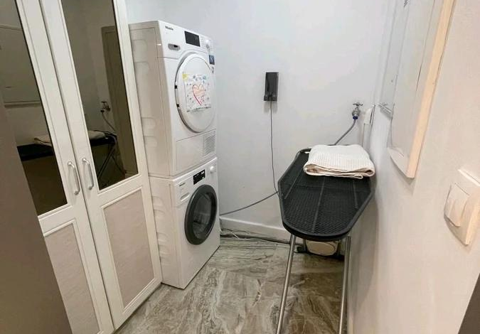 3-комнатная квартира · 100 м² · 6/7 этаж, Тыныбаева 6 — Бизнес класс, потолки 3м