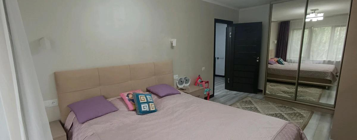3-комнатная квартира, 65 м², 4/4 этаж, мкр Коктем-2