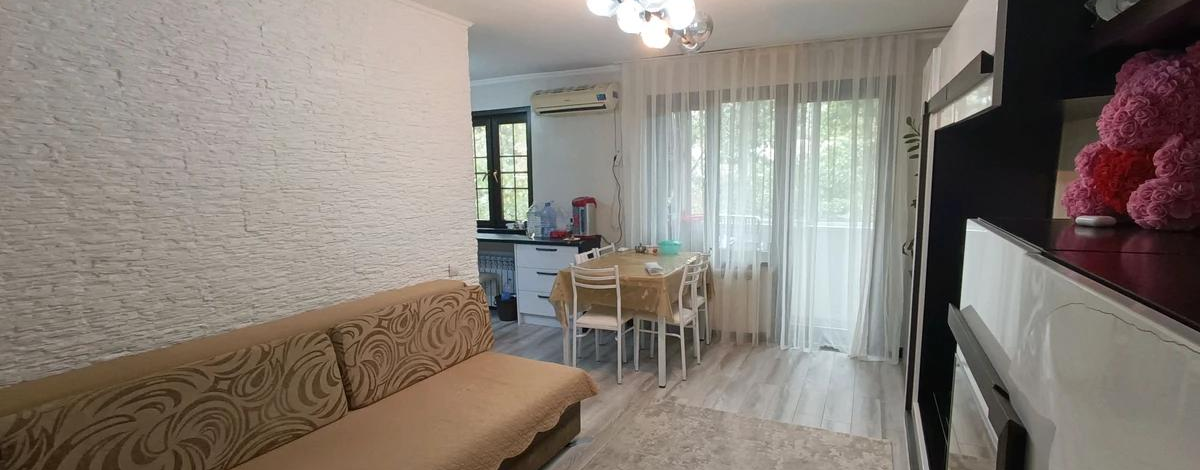 3-комнатная квартира, 65 м², 4/4 этаж, мкр Коктем-2