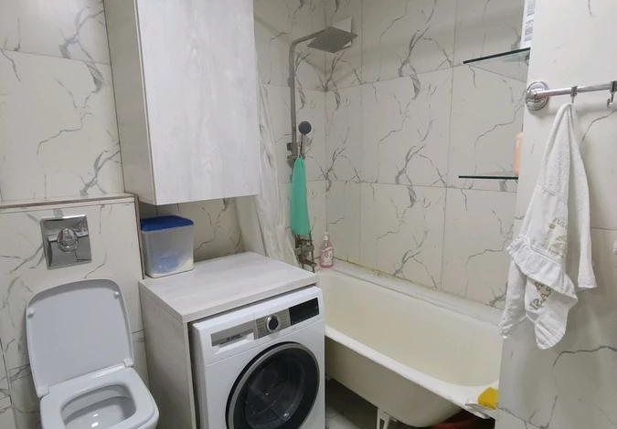3-комнатная квартира, 65 м², 4/4 этаж, мкр Коктем-2
