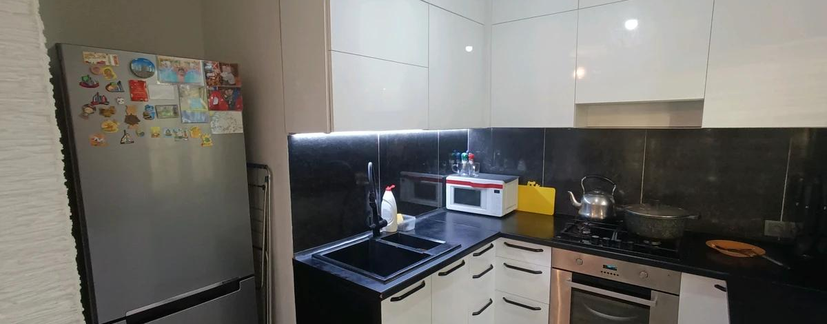 3-комнатная квартира, 65 м², 4/4 этаж, мкр Коктем-2