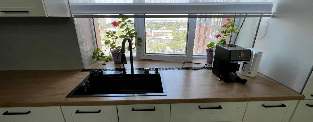 4-комнатная квартира, 100.2 м², 5/18 этаж, Абая — Брусиловского