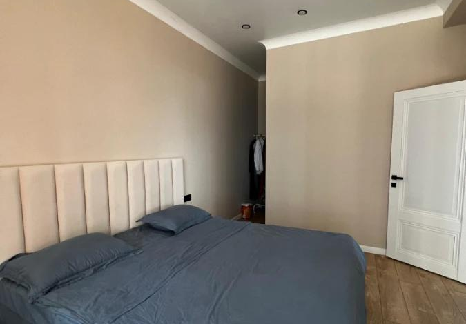 4-комнатная квартира, 100.2 м², 5/18 этаж, Абая — Брусиловского