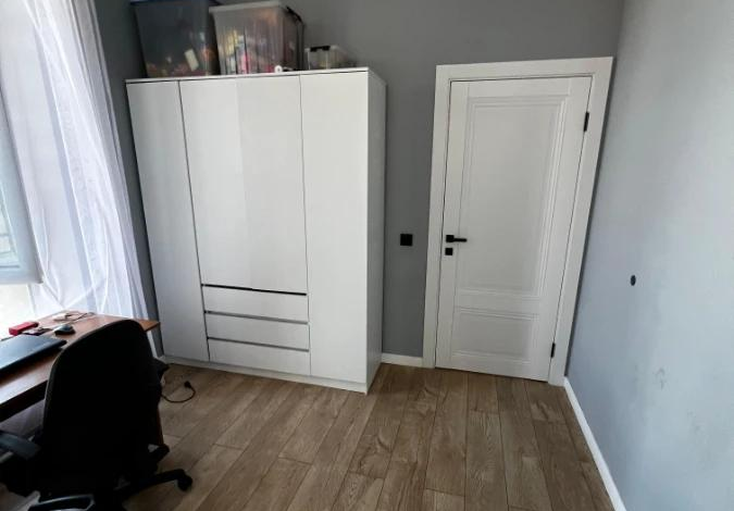4-комнатная квартира, 100.2 м², 5/18 этаж, Абая — Брусиловского