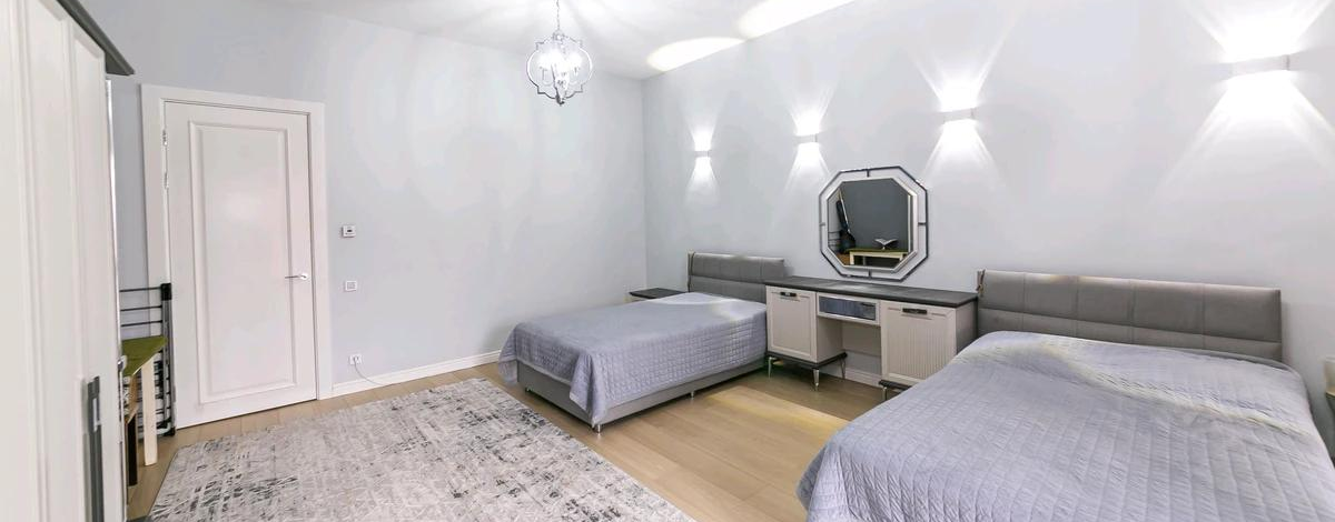 3-комнатная квартира, 137.2 м², 2/8 этаж, Умай Ана 15