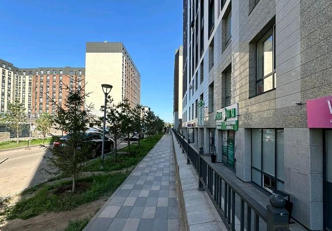 3-комнатная квартира, 94.4 м², 1/10 этаж, Бокейхана 25А