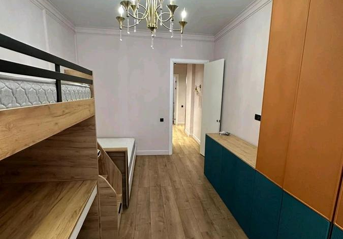 3-комнатная квартира, 94.4 м², 1/10 этаж, Бокейхана 25А