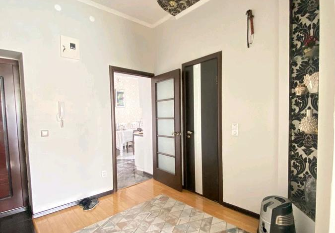 3-комнатная квартира, 85 м², 8/9 этаж, Абая 18