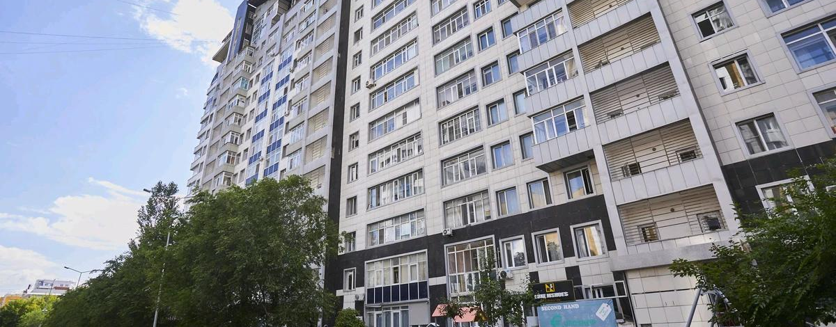 2-комнатная квартира, 73 м², 13 этаж, М. Габдуллина 11