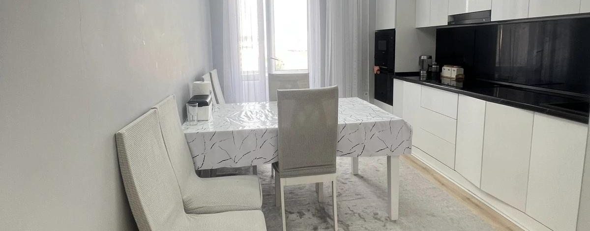 3-комнатная квартира, 88 м², Байтурсынова 10/2