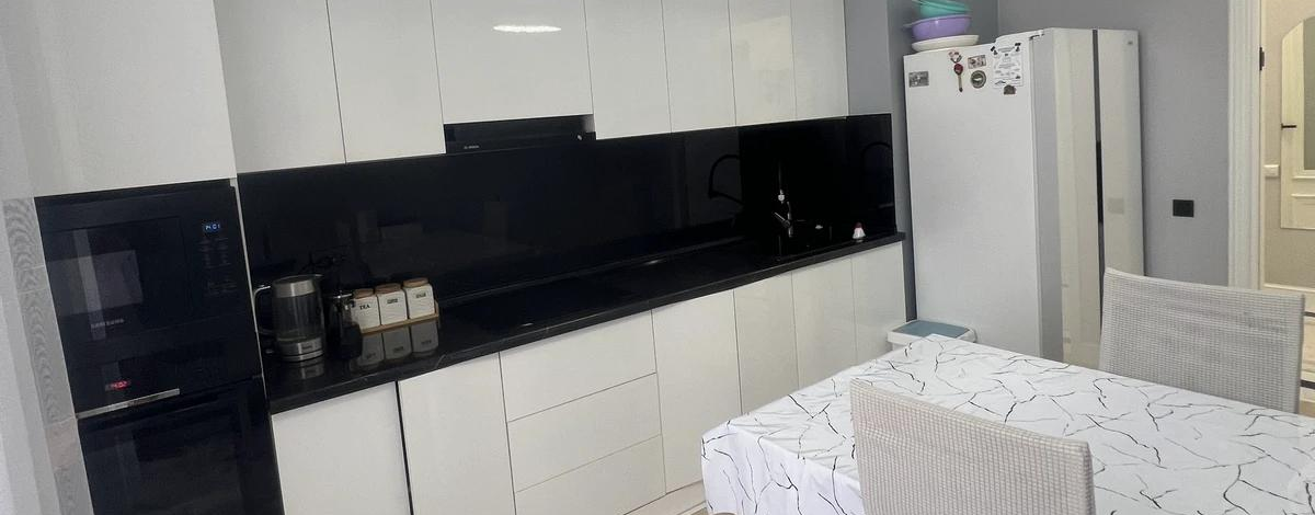 3-комнатная квартира, 88 м², Байтурсынова 10/2