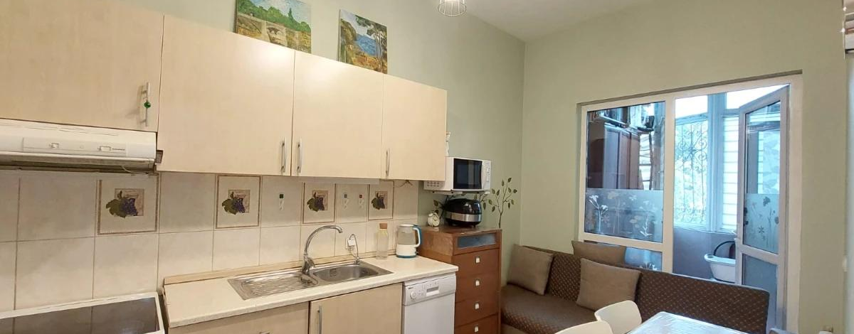 2-комнатная квартира, 65 м², 1/9 этаж, мкр Аккент 30