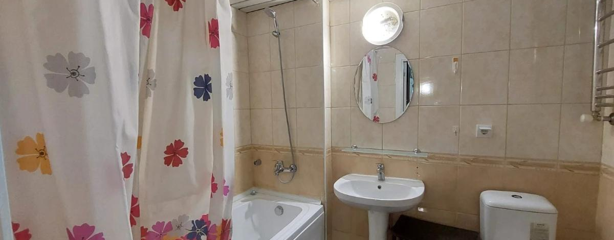 2-комнатная квартира, 65 м², 1/9 этаж, мкр Аккент 30