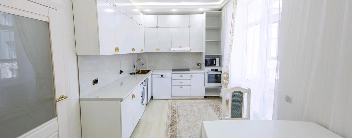 3-комнатная квартира, 96 м², 8/9 этаж, Тоқпанов 20