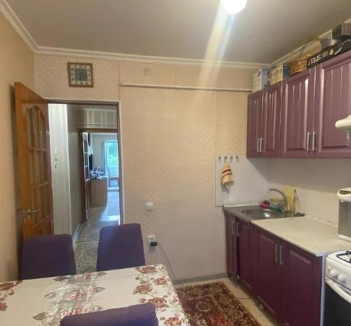 2-комнатная квартира, 47 м², 1/5 этаж, Рыскулбекова 8/1