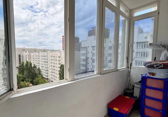 4-комнатная квартира, 172 м², 8/9 этаж, Достык 10