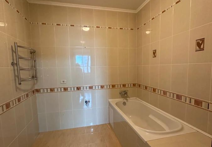 4-комнатная квартира, 194 м², 10/13 этаж, Достык 14