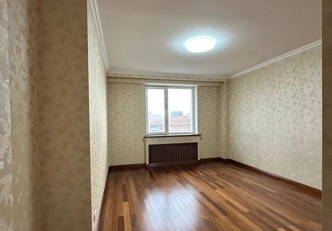 4-комнатная квартира, 194 м², 10/13 этаж, Достык 14