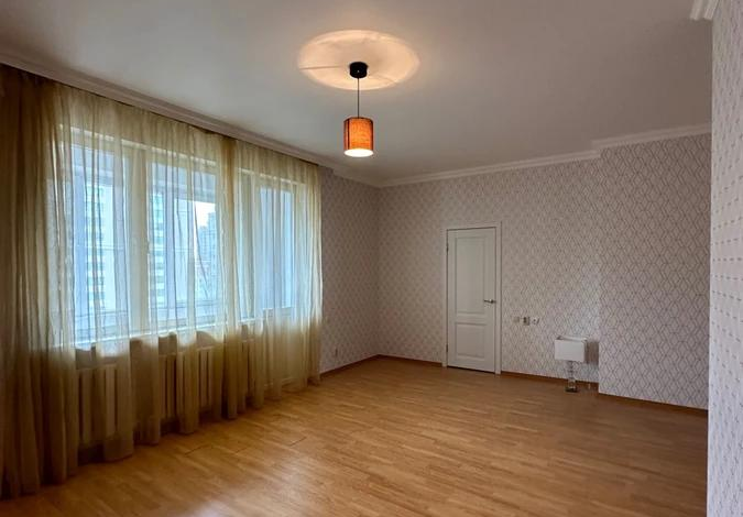 3-комнатная квартира, 130 м², 8/13 этаж, Достык 14