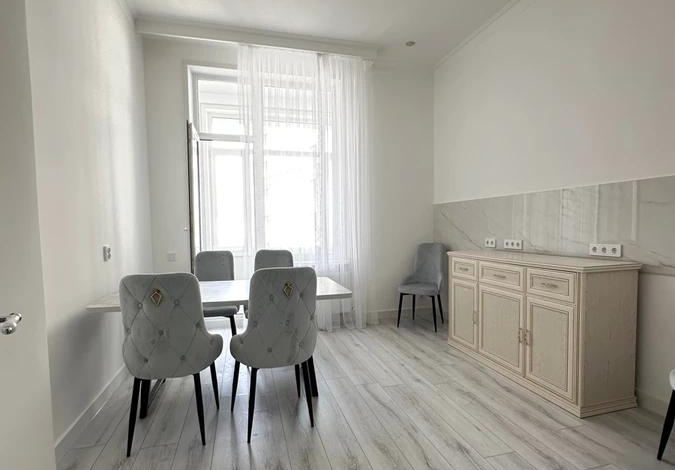 2-комнатная квартира, 81 м², 6/6 этаж, Калдаякова 8