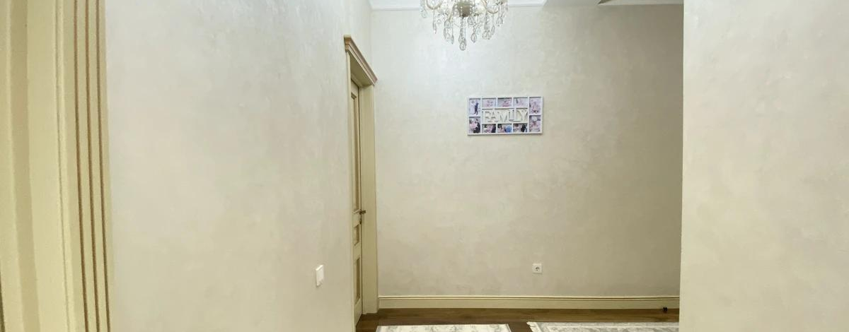 4-комнатная квартира, 160 м², 6/12 этаж, Нажимеденова 12