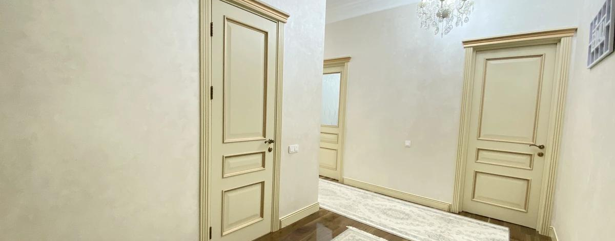 4-комнатная квартира, 160 м², 6/12 этаж, Нажимеденова 12