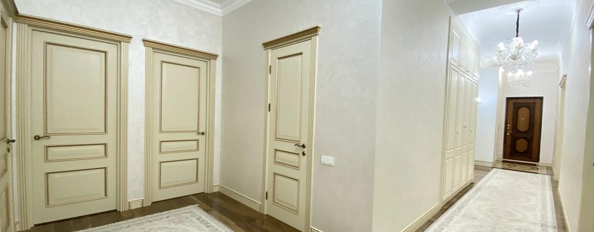 4-комнатная квартира, 160 м², 6/12 этаж, Нажимеденова 12