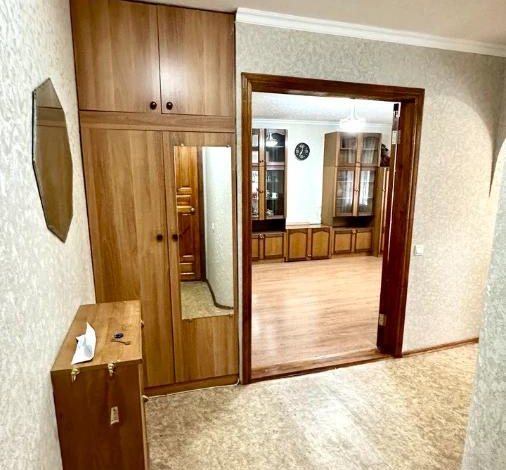 1-комнатная квартира, 36 м², 2/5 этаж, Абая 34