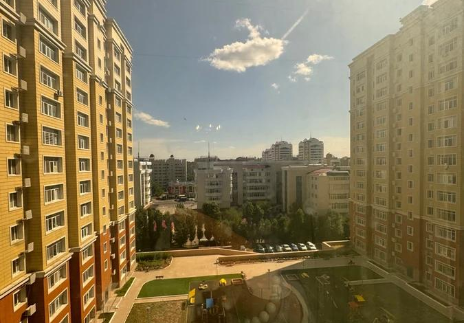 5-комнатная квартира, 216 м², 8/20 этаж, Кенесары 42/1