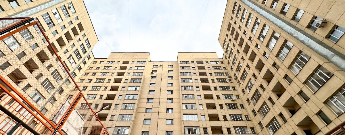 3-комнатная квартира, 150.9 м², 8/13 этаж, Сатпаева 20/1