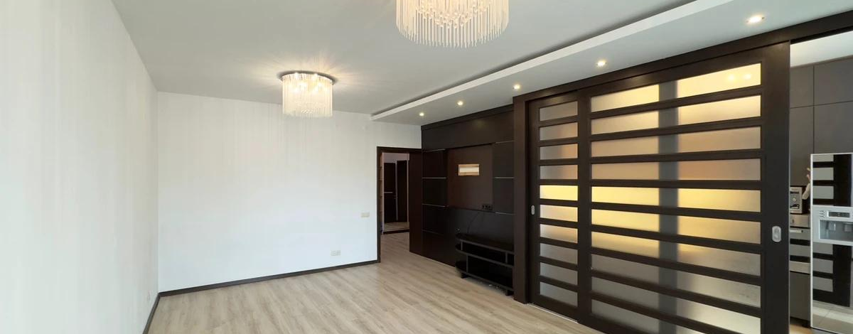 3-комнатная квартира, 106.2 м², 3/6 этаж, Бараева 21