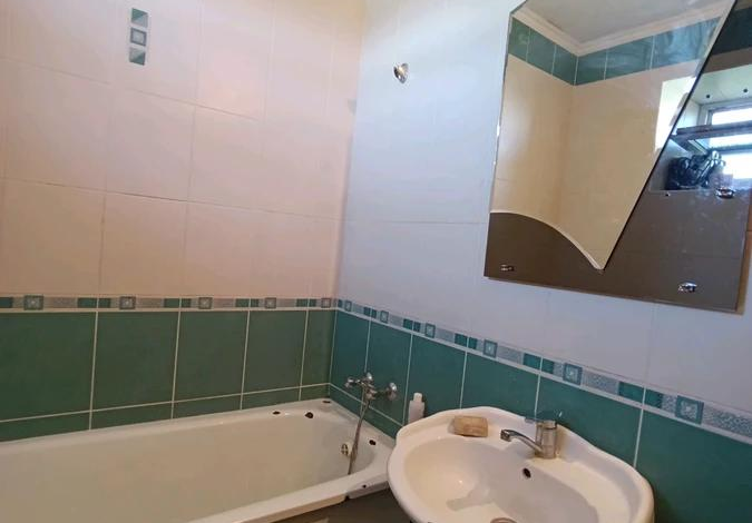 3-комнатная квартира · 63.8 м² · 4/5 этаж, Рахимова 3