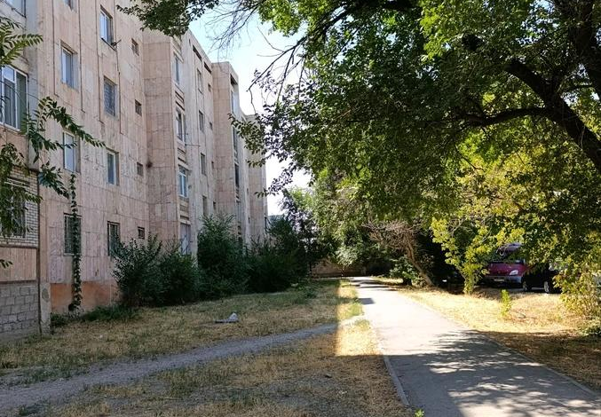 3-комнатная квартира · 63.8 м² · 4/5 этаж, Рахимова 3