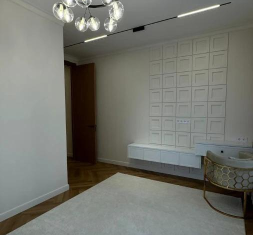 4-комнатная квартира, 125 м², 3/18 этаж, Тауелсиздик 56/1