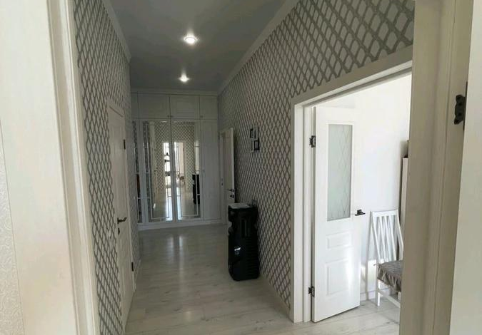 2-комнатная квартира, 73 м², 10/12 этаж, Айтматова