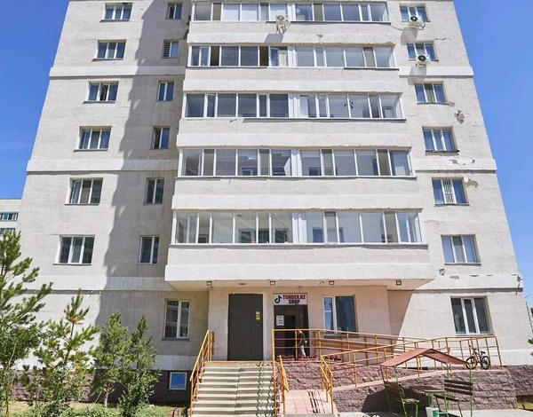 3-комнатная квартира, 112 м², 7/9 этаж, Чингиза Айтматова 36