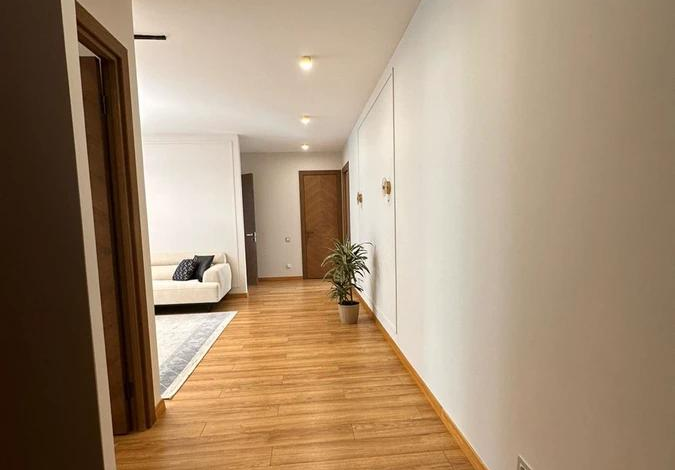 3-комнатная квартира, 100 м², 10/12 этаж, Керей-Жанибек хандар 50/3