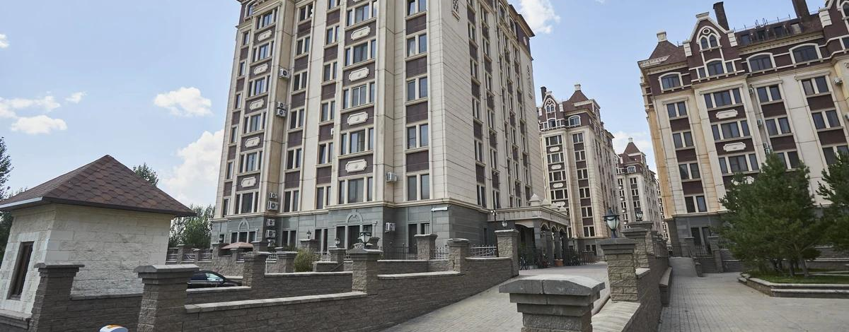 3-комнатная квартира, 108 м², 7/9 этаж, Панфилова 12