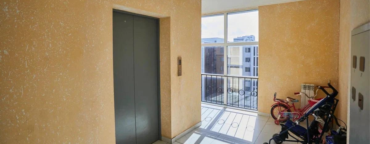 3-комнатная квартира, 103.3 м², 9 этаж, Нажимеденова 37