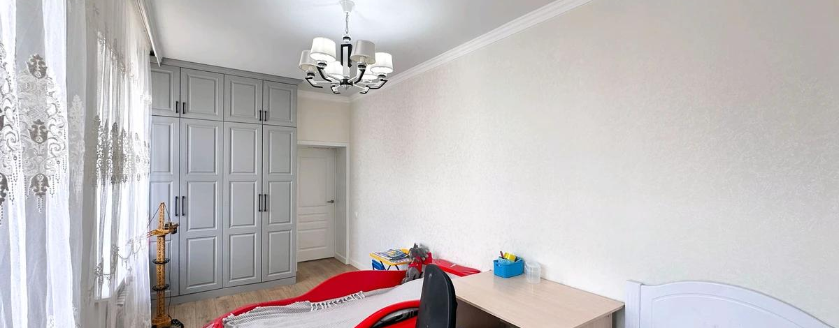 4-комнатная квартира, 122 м², 11/12 этаж, Улы Дала 33/1