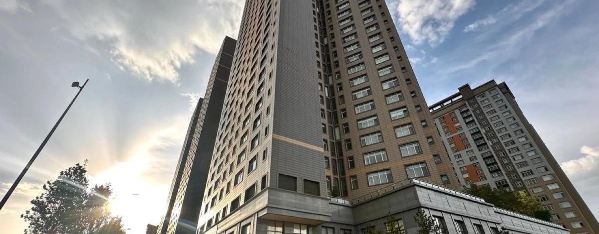 4-комнатная квартира, 200 м², 13/31 этаж, Ахмета Байтурсынова 9